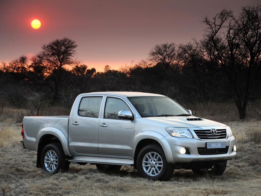  Toyota Hilux Double Cab 2011 года  (ZA) (фото 15 из 20)